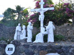 Station XII: Jesus dies on the cross