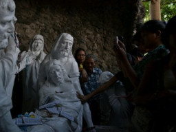 Station XIV: Jesus is laid in the tomb
